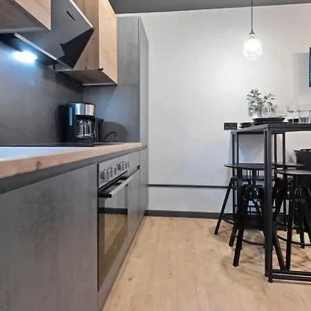 Flatista Homes - Jungle House Appartement *